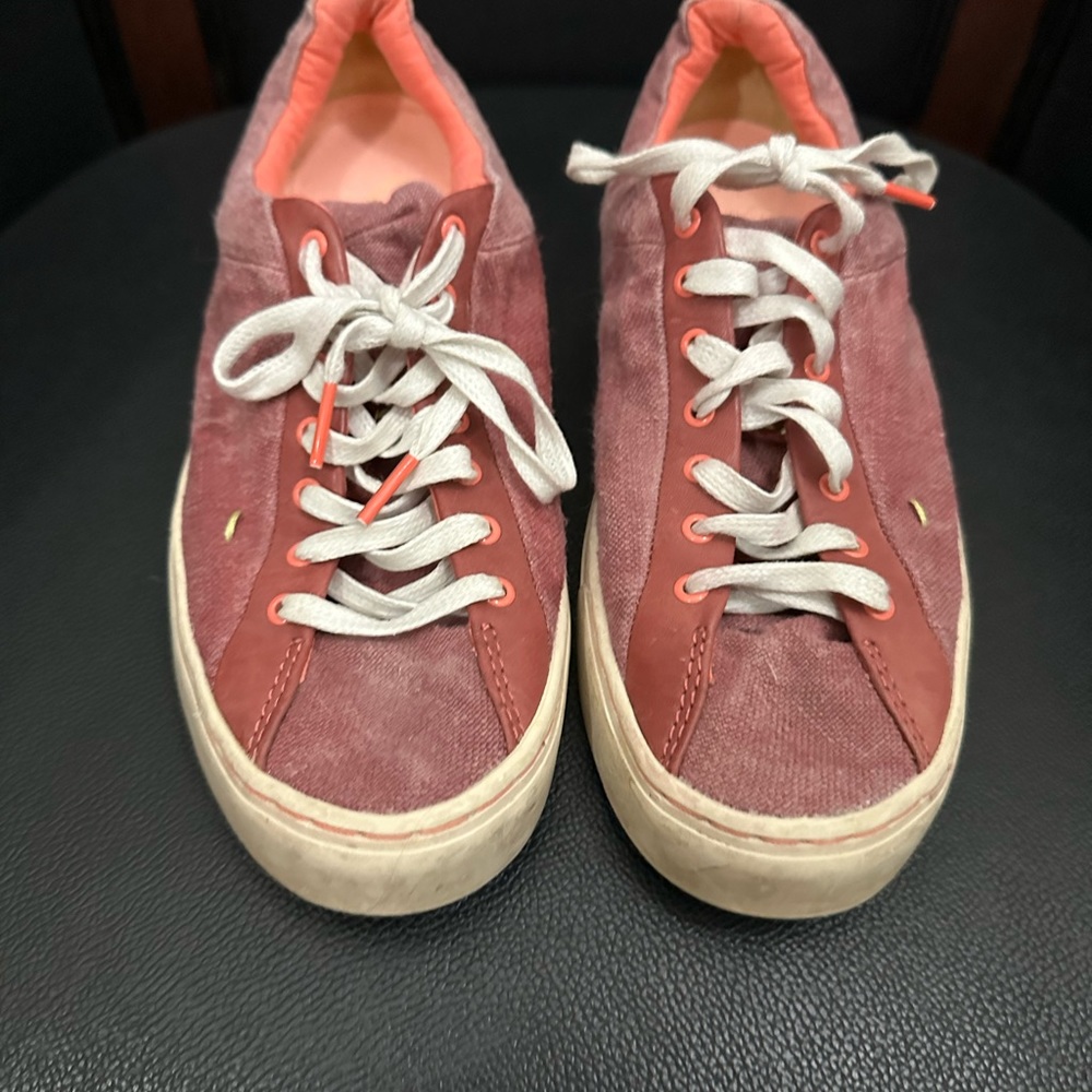 Satorisan Somerville Rose Red Dark Pink Tennis Shoes 8.5 Sneakers 39